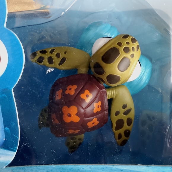 Disney Store Finding Nemo Action Figure Set - Picture 8 of 10